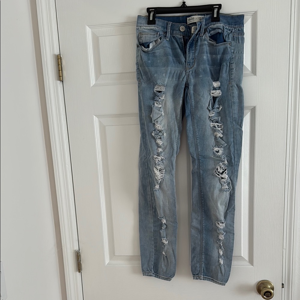 Distressed Cutout Blue Jeans